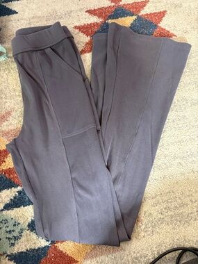 High-Rise Wide-Leg Leggings in Slate Gray